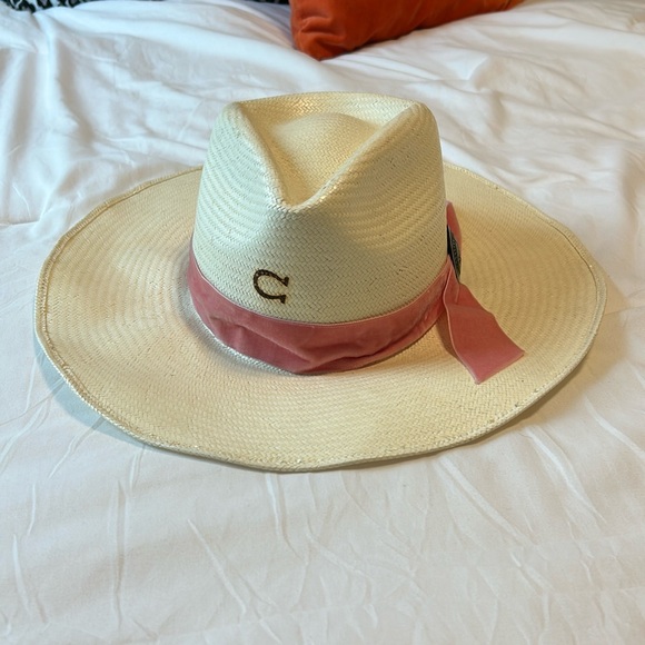 Charlie 1 Horse Accessories - Charlie 1 Horse Old Apache 3 3/4" Brim Cowboy Western Hat
Woven Straw Pink Band